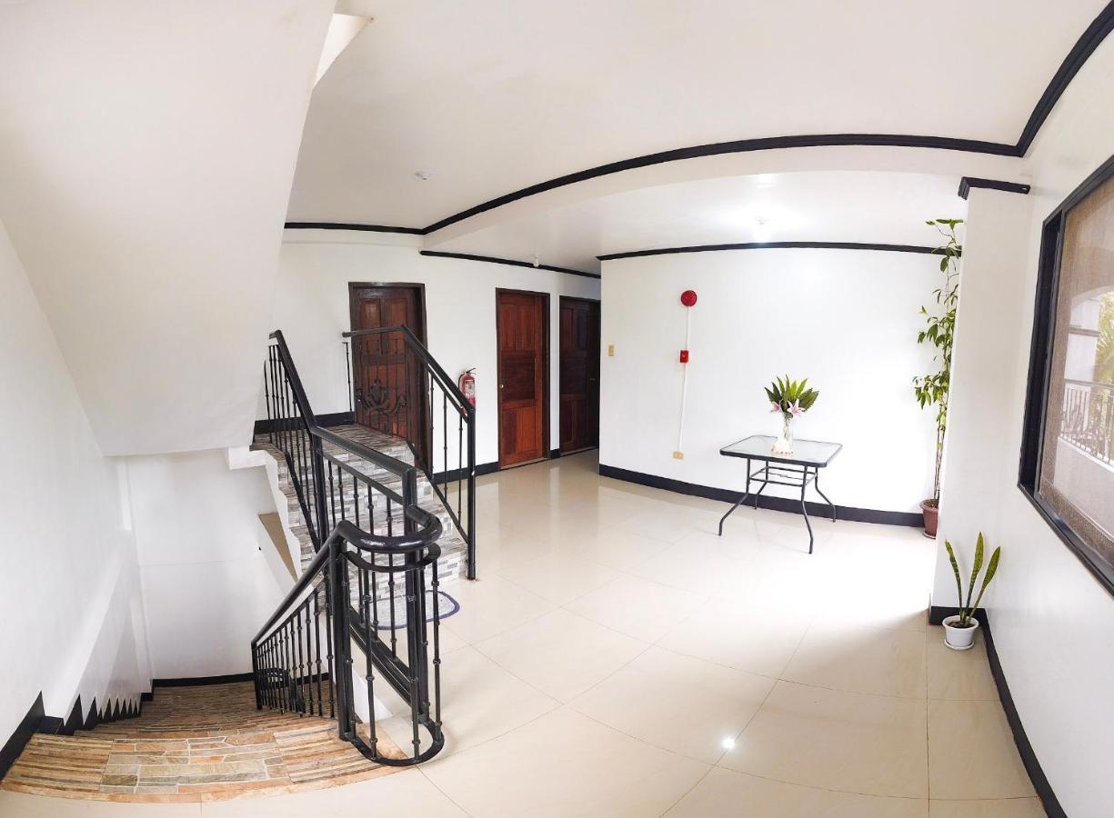 Amparo'S Tourist Inn - โกรอน ภายนอก รูปภาพ