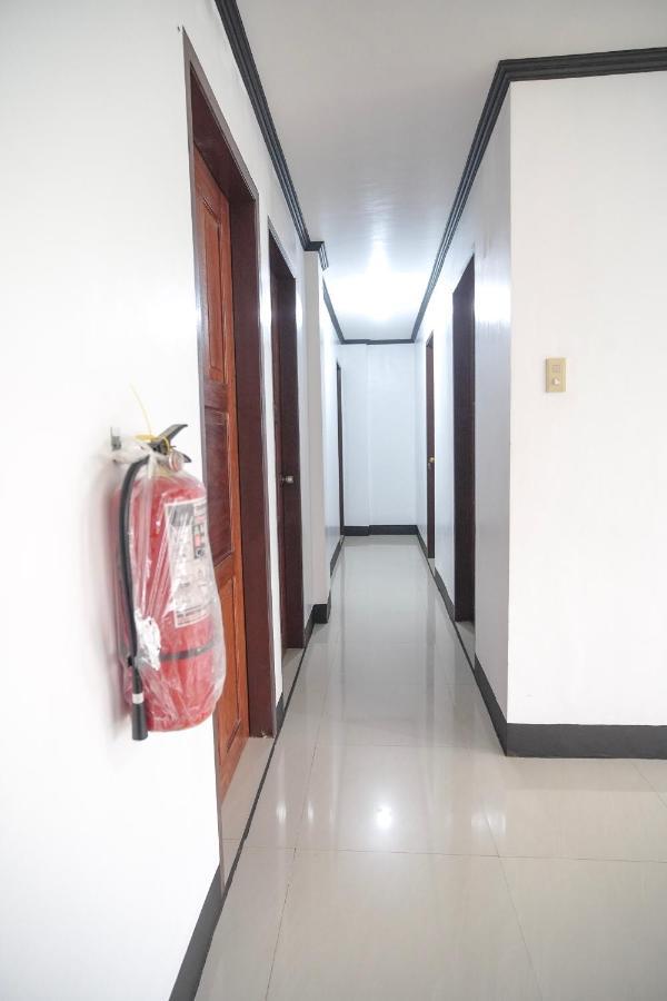 Amparo'S Tourist Inn - โกรอน ภายนอก รูปภาพ