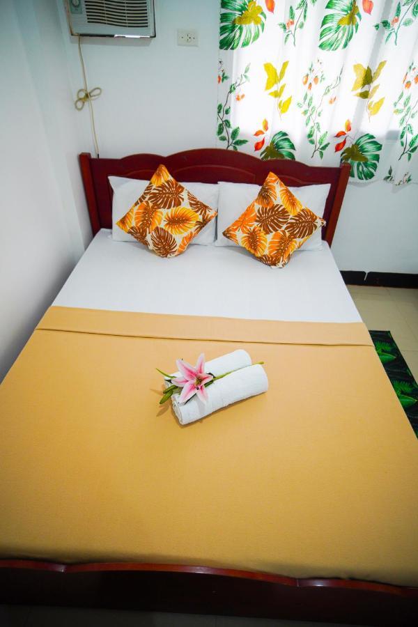 Amparo'S Tourist Inn - โกรอน ภายนอก รูปภาพ