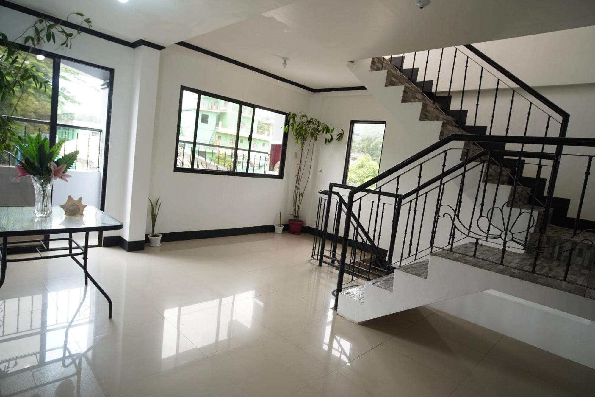 Amparo'S Tourist Inn - โกรอน ภายนอก รูปภาพ