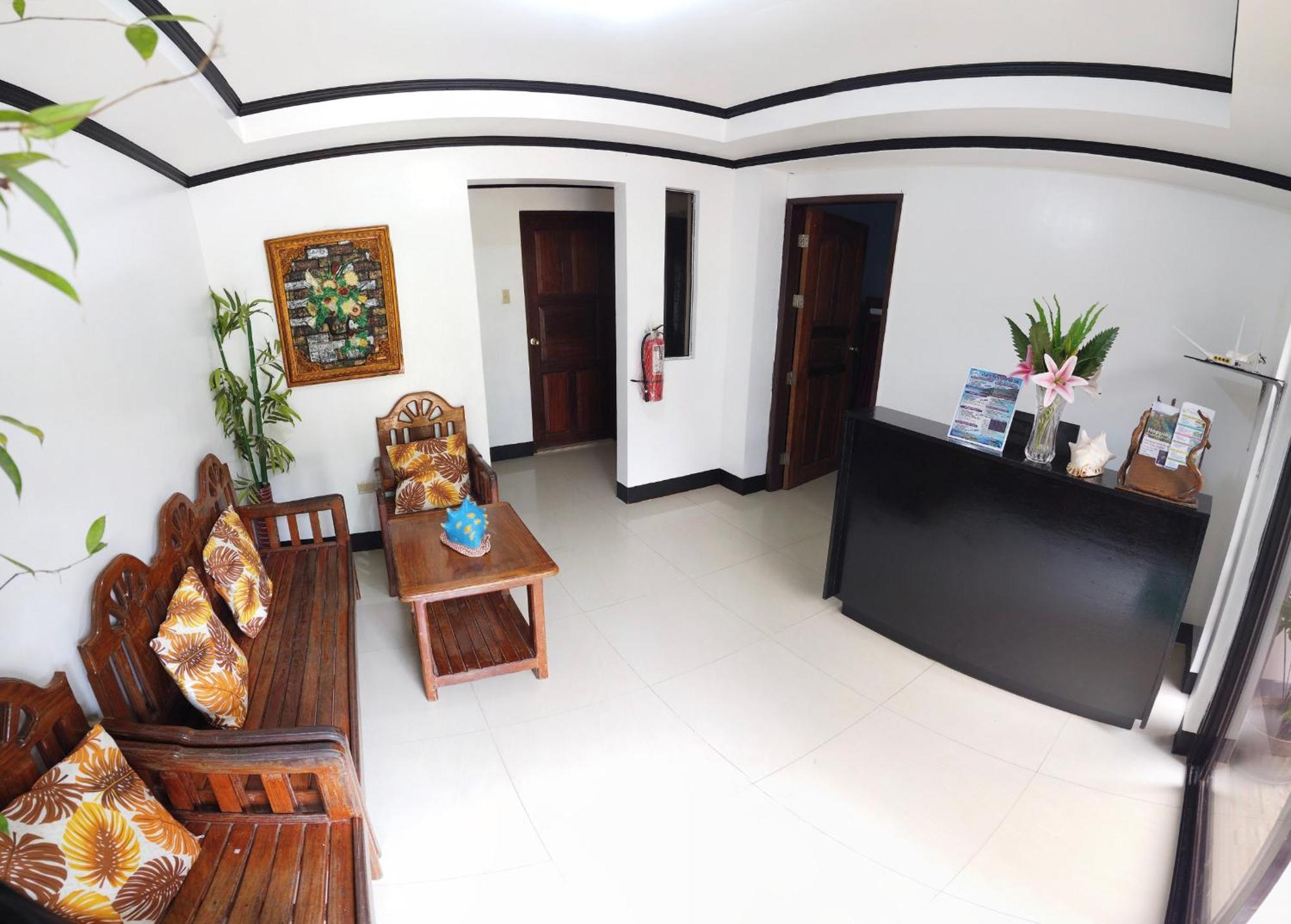 Amparo'S Tourist Inn - โกรอน ภายนอก รูปภาพ