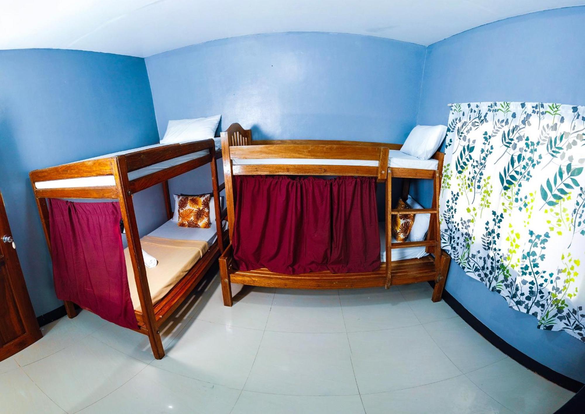 Amparo'S Tourist Inn - โกรอน ภายนอก รูปภาพ