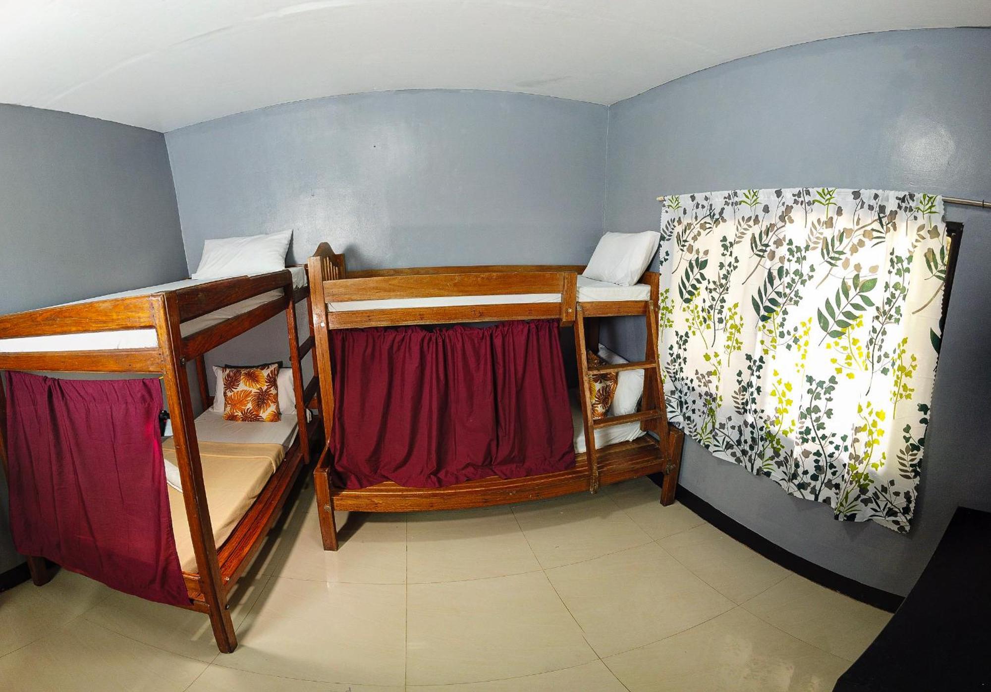 Amparo'S Tourist Inn - โกรอน ภายนอก รูปภาพ